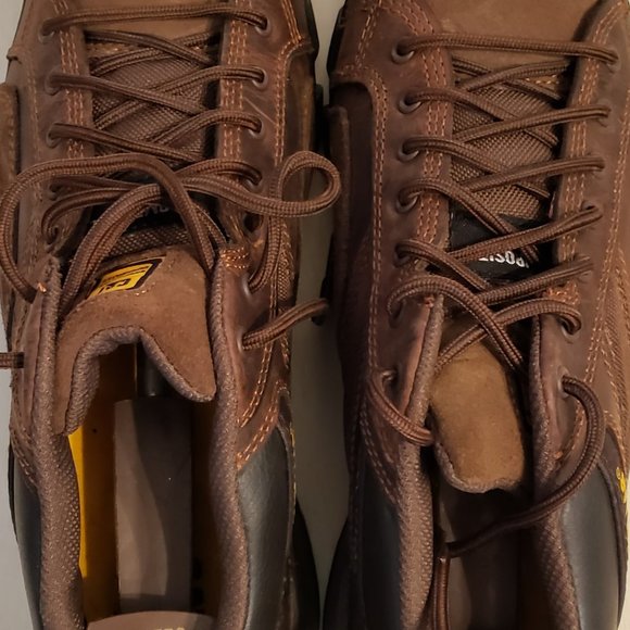 Caterpillar Men's Argon Composite Toe Work Shoe - Picture 4 of 4